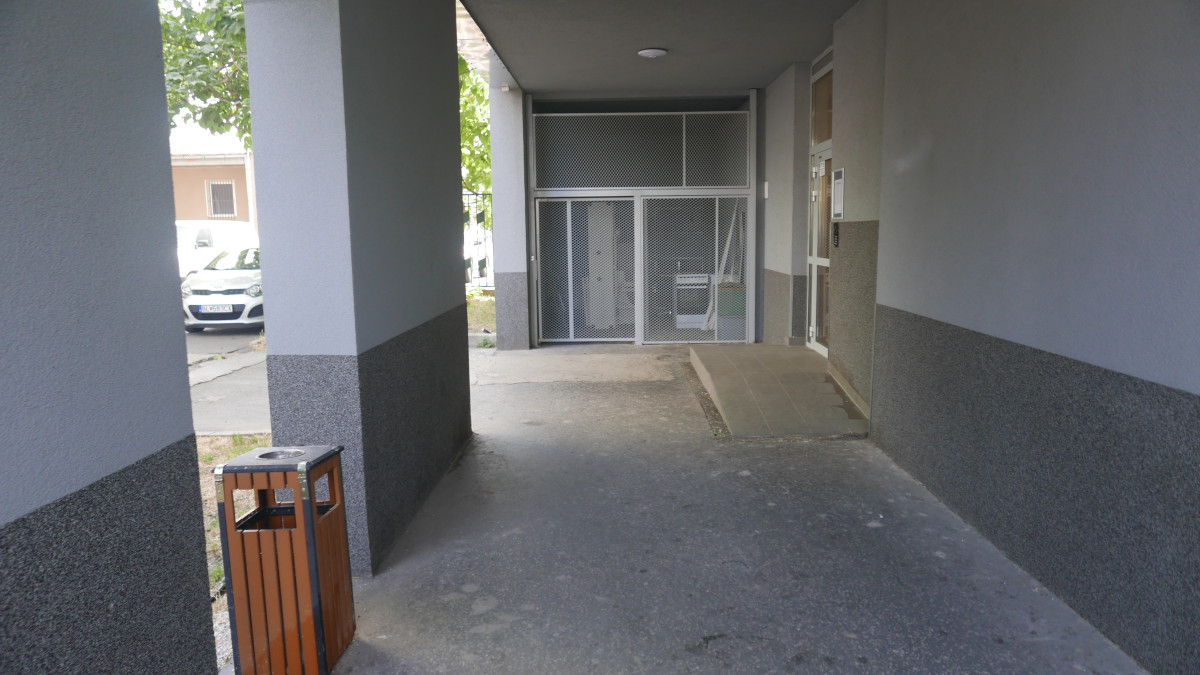Obnova bytového domu Vlčie Hrdlo 56