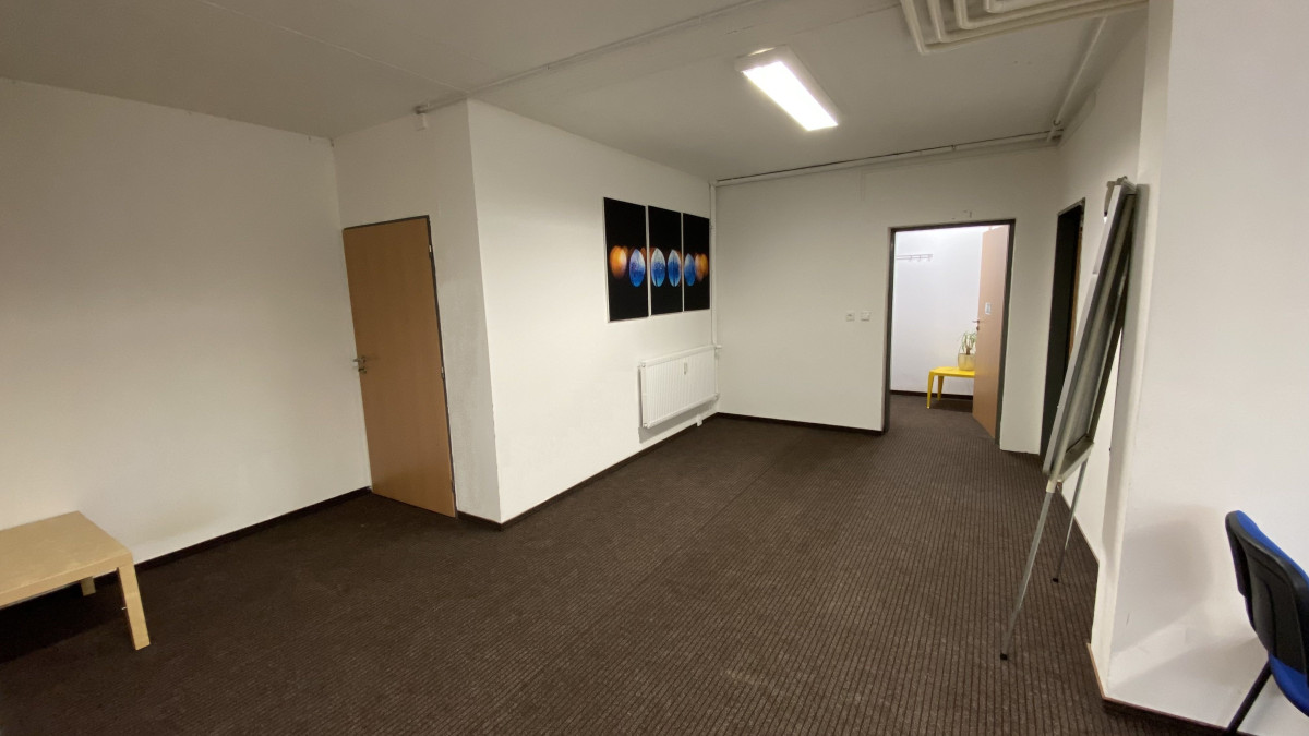 Vstupná hala 4 Vstupná hala 4